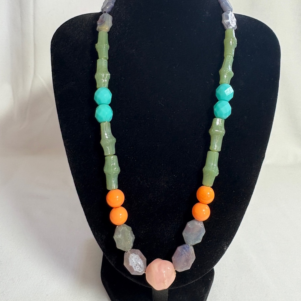 Fun Vintage Plastic Bead Necklace